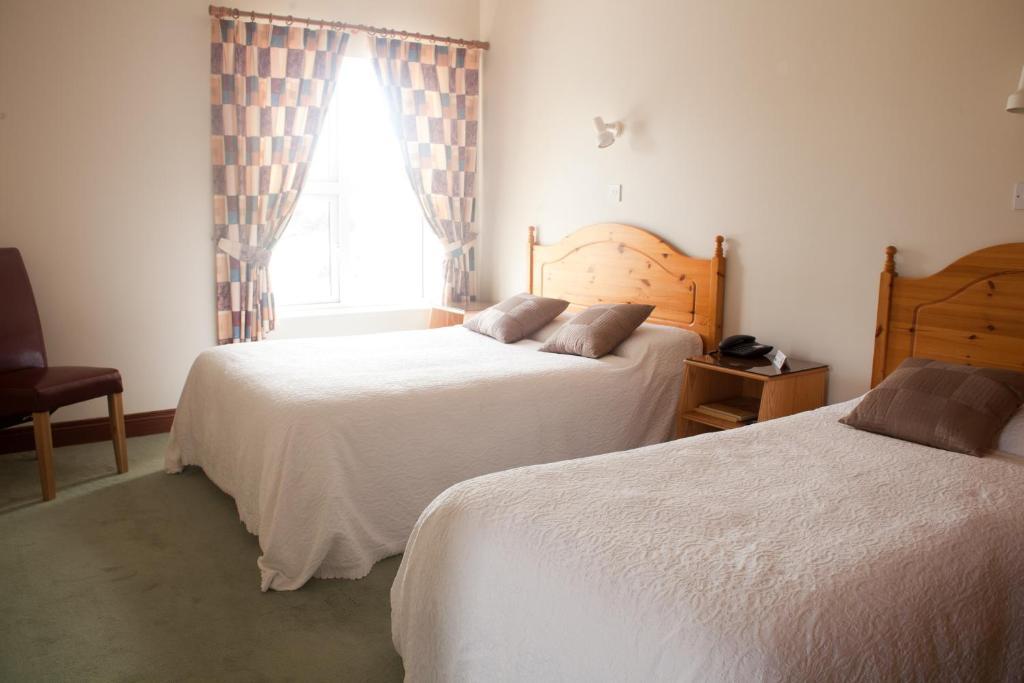 Grovemount House Otel Ennistimon Oda fotoğraf